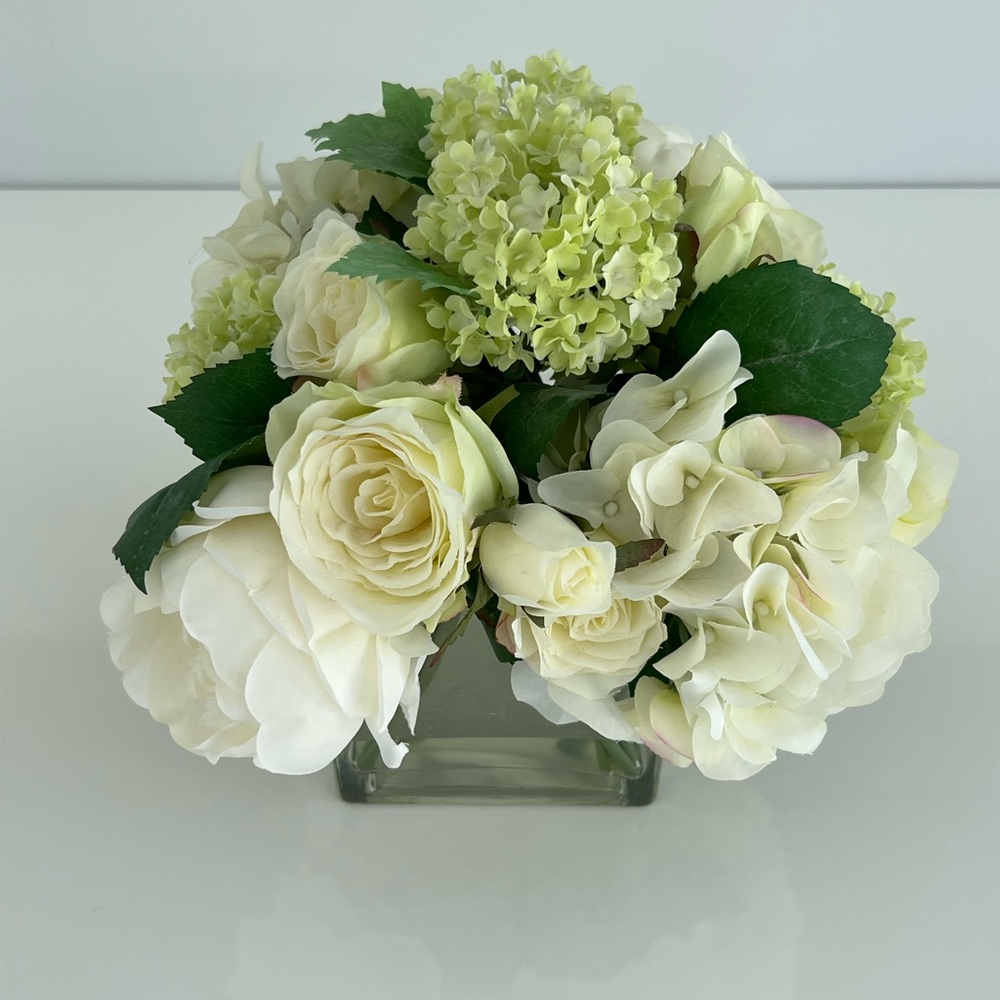DIANE JAMES WHITE FAUX FLOWERS SQUARE VASE